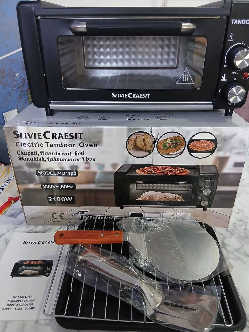 فرن تندوري الماني ماركة سلفر كرست 

🔥 فرن تنور كهربائي 2100 واط 🔥
ماركة Slivie Craesit
✔️ حرارة قوية توصل لـ 250 درجة
✔️ مناسب للخبز، الصمون، النان، البيتزا والمناقيش
✔️ عناصر تسخين علوي وسفلي
✔️ تايمر مع جرس تنبيه
✔️ باب زجاج حراري آمن
✔️ يجي وياه صينية + شبك + ملقط + ملعقة بيتزا
⚡ قدرة 2100واط
📦 متوفر توصيل
🛡 ضمان سنة
سعر مناسب وجودة ممتازة 
👌السعر 65الف 
للحجز والمراسلة خاص 📩
للحجز واتساب *********** بغداد, العراق
