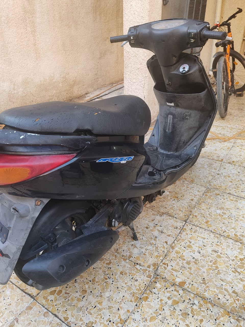 بريز   سرعه140🔥🔥 
مكفوله كفاله عامه السعر450قفل
دراجه كلش نصيفه مابيه نقص 
كلشي بيها شغال سلف هندر  
 مابيه نقص مفاتح بيه برغي 
بيه منفيس الدراجه مكاني بغداد البياع الشهداء ***********
