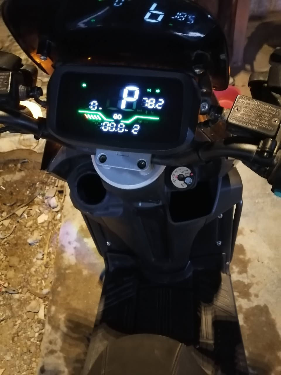 السلام عليكم دراجة للبيع اباتشي جبلية سرعة 100 موديل حديث رزنة وسريعة وعملية بريكات هيدروليك دروع امامية وخلفية حماية سويج وبصمة تشغيل من بعيد وكارت NFC لايت قوي زنون هورن قوي بيهة مانع تزحلق يفيد بل مطر اربع نمر نضام بارك وR ونضام صعود منحدر TCS وبخصوص البطاريات بيهة6 بطاريات السعر مليون و100وبيهة مجال للتواصل *********** العنوان بغداد الغزالية
