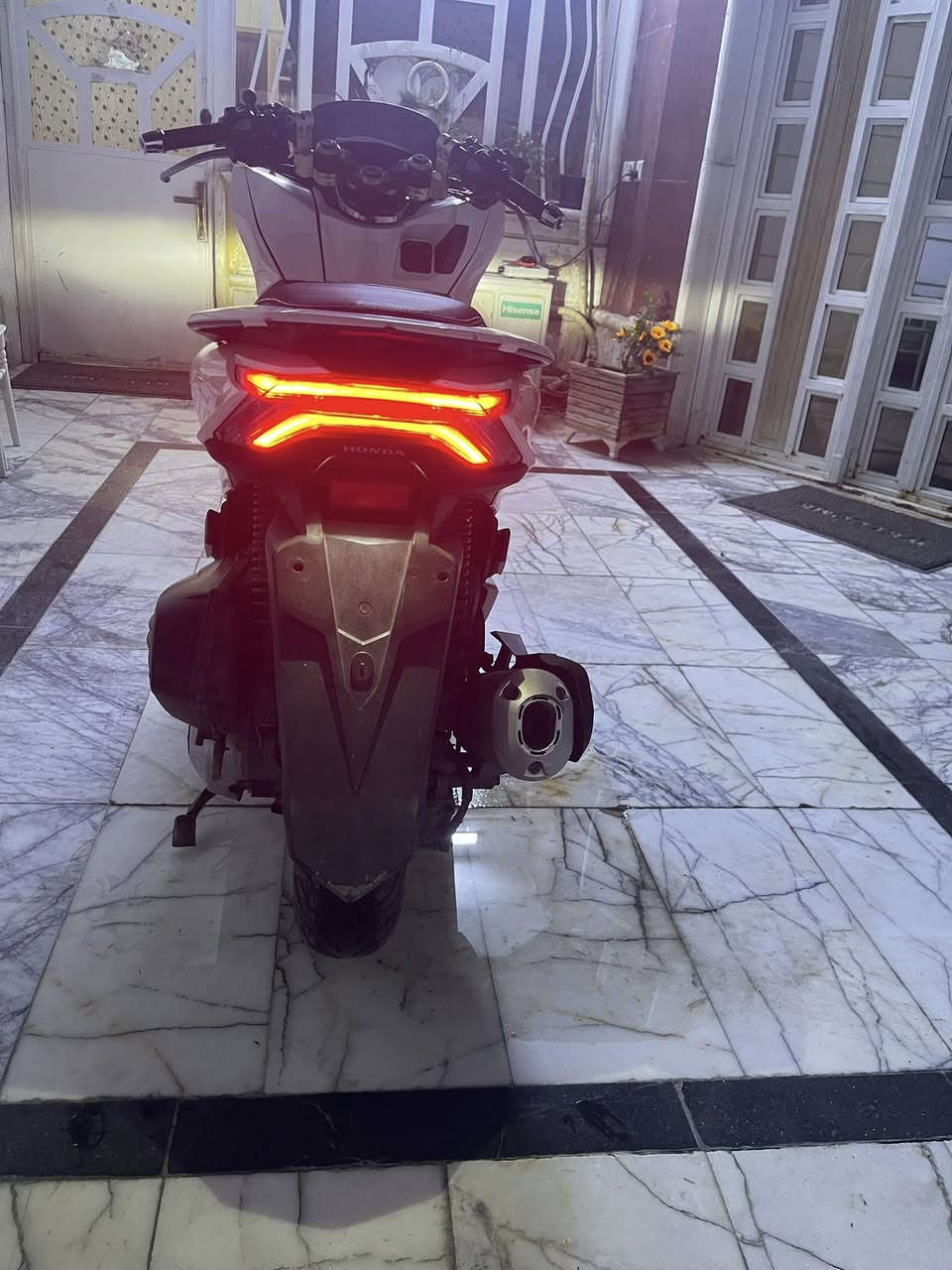 سلام عليكم PCX للبيع جيل رابع 
2022 كوري مكينه جبيرة 160cc مكفوله كامله مابيهه اي نقص

 كفرات يرادللهن ترتيب بسيط 
مكانه بغداد الطالبيه 
سعرها 18$ونص وبيهه مجال 
للاستفسار اتصل *********** او راسلني خاص واتساب
