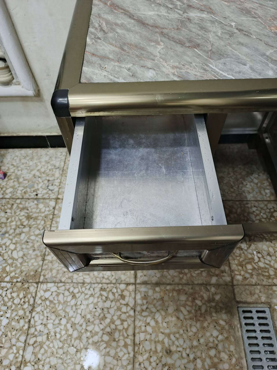 السلام عليكم كاونتر للبيع نضيف جدا بعده جديد السعر 40 وبي مجال  وطبلات العد 2 ب40 وبيهن مجال المكان حي التراث مال البياع بشارع الشبكه قرب ابو عدي الوكيل


**إذا كنت صاحب هذا الإعلان وتريد حذفه لأي سبب، رجاءا أرسل رسالة إلى الدعم الفني**