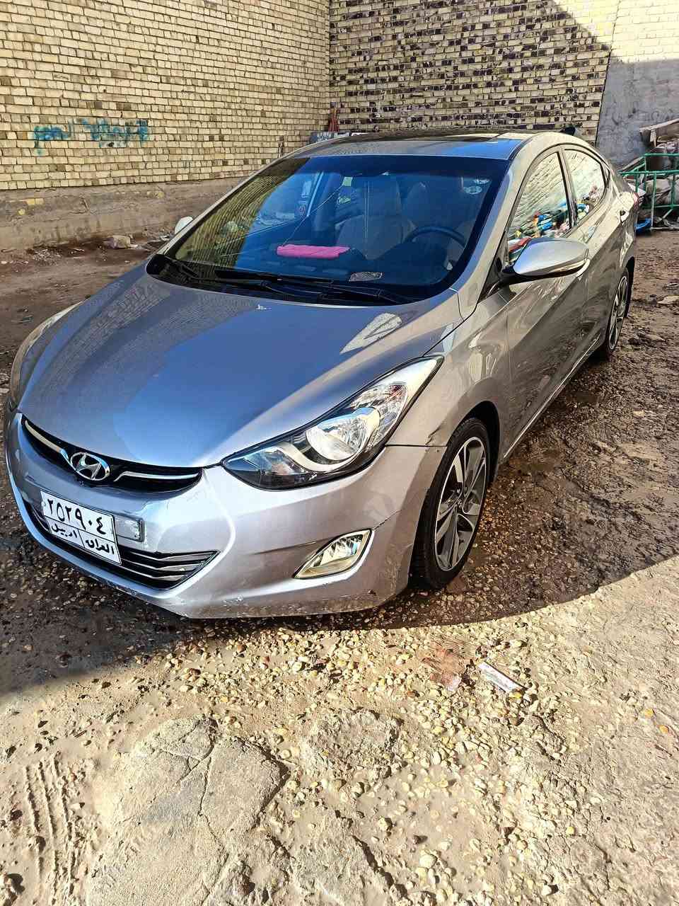 السلام عليكم النتره للبيع ومراوس موديل ١٢بيه 3قطع صبغ فقط بدون ضربه دوخل مكينه ١٨٠٠ فول عدم البصمه السعر ٩٨  وبيه مجال  ***********.    ***********
