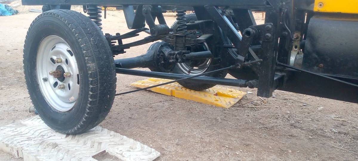 السلام عليكم ستوته دايوان توهه معمره موديل 2019اوراق  اصولي بعد عوزه  شي قليل  وتكمل ستوته اكسن لطش تايرت لوره جوبلس ورنك وتأير كدام جدد ضفيره جديده مكينه ناعمه صفحي تو مبدل لبوريه لجوه  دبلات شغالات ستوته متعوب عليه سعره 900تعجبك راسلني عليه ماتعجبك ندعيلنه بلرزق مكاني بلهارثه يم سيد سامي ***********
