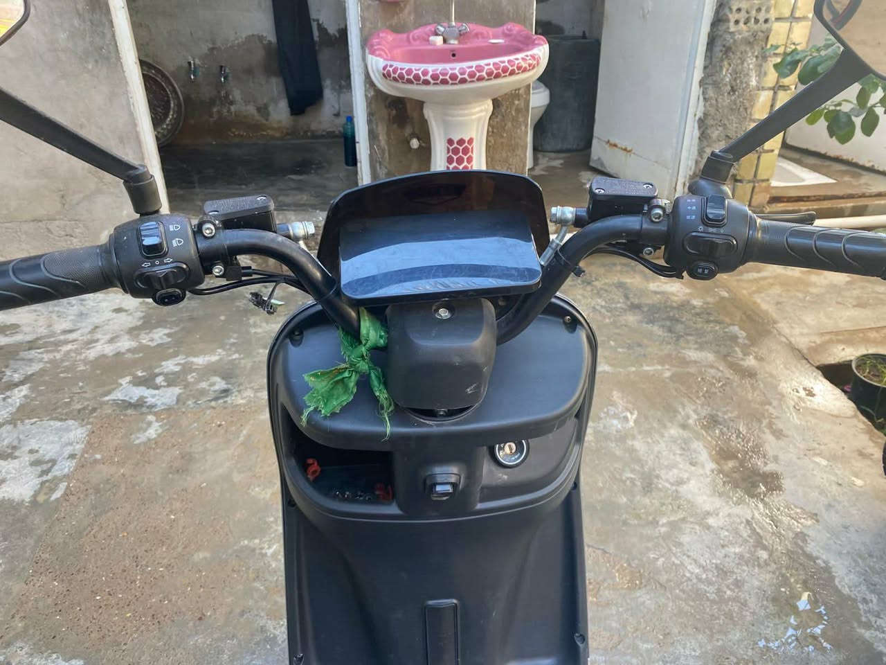 السلام عليكم دراجة شحن لبيع جديدة بمعنا الكلمة موديل 25 اي نقص مابيها بدون بطاريات تجي تفحص السعر 350 الف وبيها مجال المكان بغداد الكماليه


**إذا كنت صاحب هذا الإعلان وتريد حذفه لأي سبب، رجاءا أرسل رسالة إلى الدعم الفني**