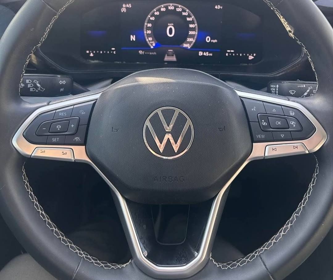 Taos 2024 S
سعر 139مجال
نمونە لە جوانی
رەنگی نەوتی 
١٠ هەزار مایڵ ڕۆیشتوە
 بێ بۆیاخە نیو جەمەلاخی دواوەی لای سەیاق پیدی ئاڕە ڕاداری پێش و پشت و ئاوێنەکان مەزبوت دیاری کردنی خێرای و هێڵی جادەو  دەعامی بیلادی خۆیەتی جاکراوەتەوە کامل بیلادیە سەیارەکە یەک جرکەی تیدابوو ١٠٠$ بشکینە
نرخی      ۱۳۹   گەلا مجال
رەقەم شانسی 3VV5X7B2XRM108016
رەقەم موبایل   ۰۷٥۰۱٥۱٦۳۱۷
۰۷۷۰۱۳٤۳٤٥٦ أربيل, العراق
