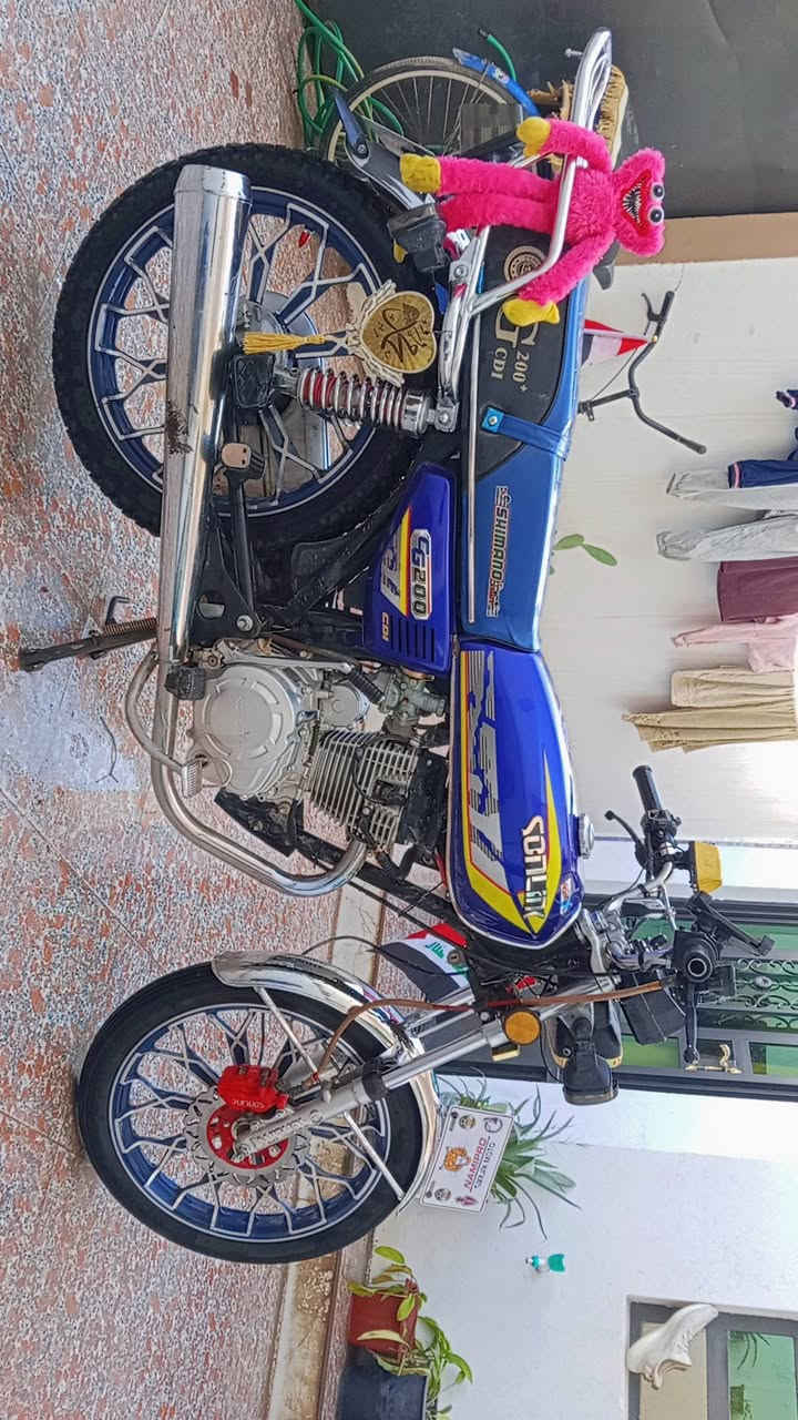 السلام عليكم دراجه ايراني مديل 24 وضع شركه يخبل 
ما مفتوح بصمات منفيس كلها شغال برغي واحد ما نقص كلها جديد مكاني سامراء  السعر 630بي شويه مجال للشراي  اوراق كامله 
***********
