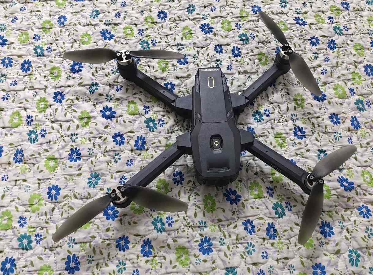 السلام عليكم
إخوان درونات 10 قطع بهذا الشكل 8 محركات برشلز و 2 بدون
ابيع بدون جوستكات و بدون بطاريات
⭕ قطع غيار
⭕ قطع غيار
⭕ قطع غيار
إلي يخدمنه ينطي بيهم سعر


**إذا كنت صاحب هذا الإعلان وتريد حذفه لأي سبب، رجاءا أرسل رسالة إلى الدعم الفني**