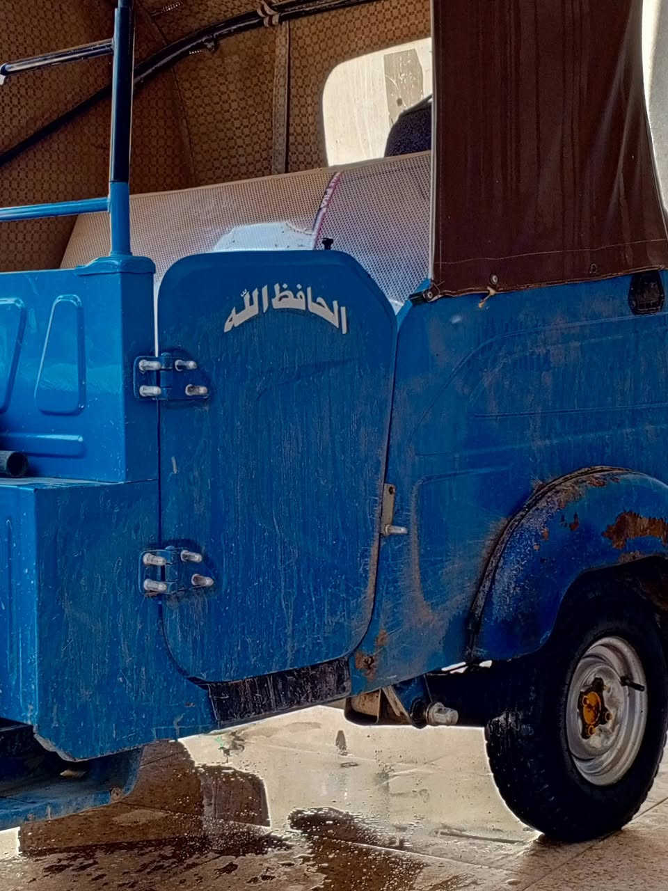 السلام عليكم  تكتك البيع موديل 21اوارق  مكان بغداد  *********** مامتواجده علا الفيس
