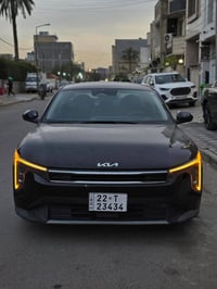 يالله كي فور لون اسود موديل 2025  محرك : 2000 دوش المرغوب  وارد : امير...