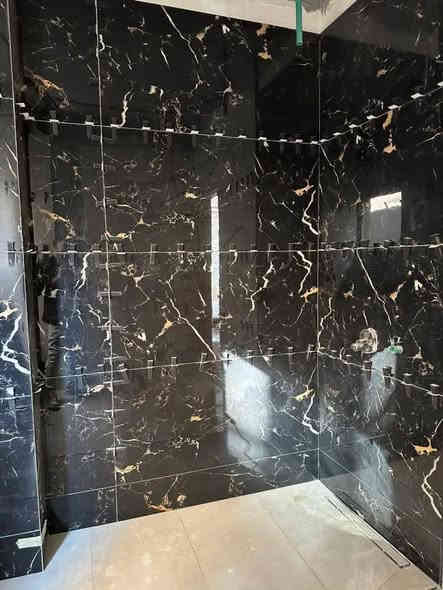 خلفة سيراميك درجة اولئ
عنوان عمارة ميسان
***********
عمل تصفير سكريد الجدران والارضيات تسليم مهندس
تواصل وات ساب
***********
