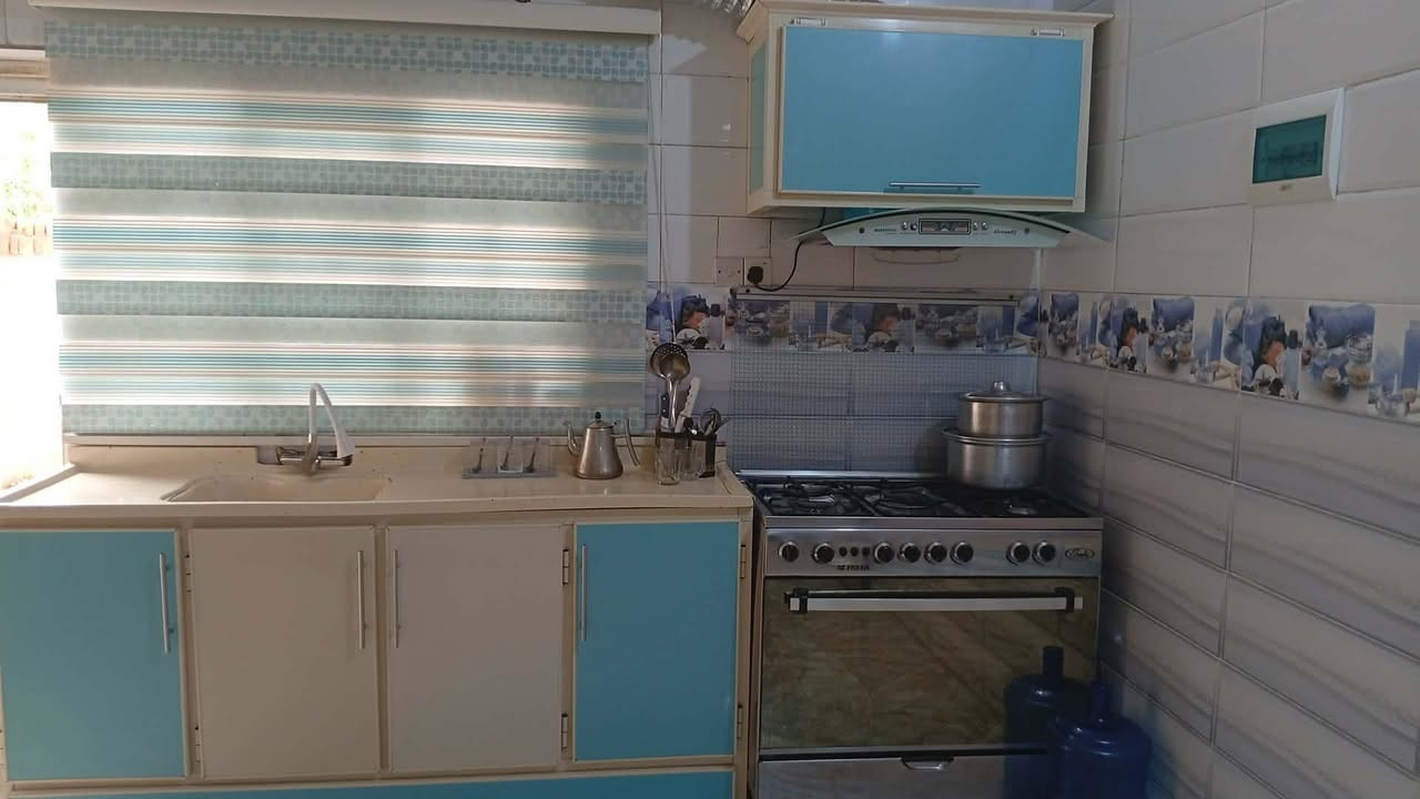 غراض. منزلية للبيع. كلمن وسعره. كلهن نظيفات. وشغالات.  الكاونتر. احطاطه. مكانه ابو خريبيش. 
وباقي الغراض كلهن مكانهن شهربان.


**إذا كنت صاحب هذا الإعلان وتريد حذفه لأي سبب، رجاءا أرسل رسالة إلى الدعم الفني**