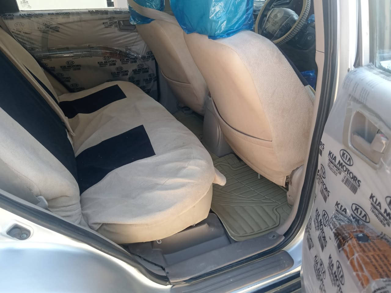 سلام عليكم سبورتج للبيع مديل 2010 خليجي سياره شرط كير مكينه 2000 حداديه كله نضيف سياره مواصفات مدوشمه ارضيه +كشنات دواخل سياره كلش حلوه مال جناي رقم بغداد دولي تحويل مباشر سنويه جديده سياره بيه حزام صبغ سعره 89 بيه مجال بيع مستعجل مكاني كربلاء الحسينيه او البراهميه ***********
