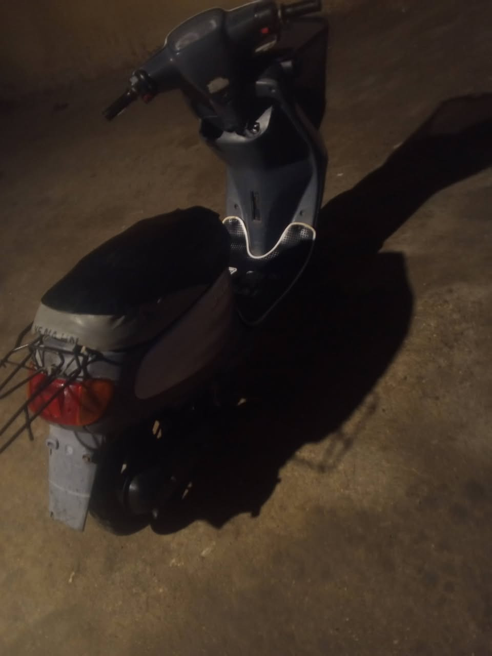 السلام عليكم درجة إلى بيع منغولي ام السله دراجه حلوه ونضيفه شاصي مكفول نكره سلف هندر  لايت زنون اشاير هورن كله شقال كير ما بي صوت السعر 275 وبيه مجال بسيط مكاني كربلاء الاتصال ***********
