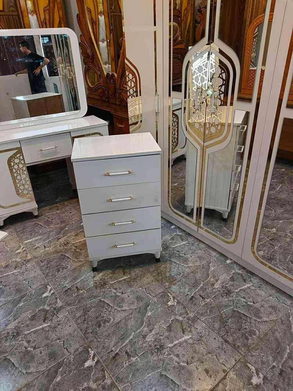 غرفه عراقي مستعملة نظيفة جدا ٦ قطع شد ونقل داخل بغداد مجانا


**إذا كنت صاحب هذا الإعلان وتريد حذفه لأي سبب، رجاءا أرسل رسالة إلى الدعم الفني**