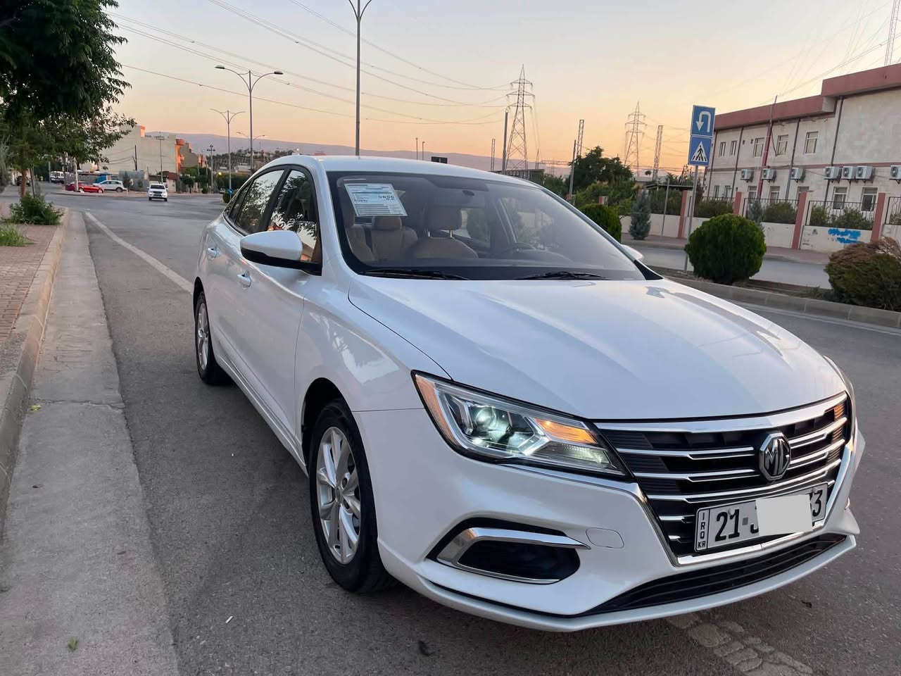 ئێمجی 2023 مواسەفات ستاندارت ناوزەرد 
سەیارەکە بێ بۆیاغە تەنیا ٣٧ هەزار رۆشتوە ، 
گێر و مەکینە و تەحویل و غەرامەی بەشەرت 
نرخی تەنها ٩٥  مەجالێکی کەم
 بۆ پەیوەندی *********** السليمانية, العراق
