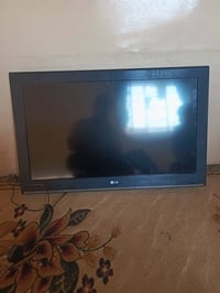 تلفزيون • يفصل عند التشغيل • سعر مناسب