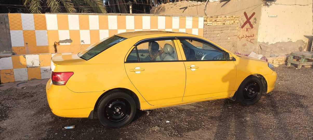 السلام عليكم
BYD    G3    2016

فول مواصفات 

كشن والداخل جلد 

بصمه تشغيل+ابواب 

اشاره مري+ترحيب 

سلايت شغال 

محوره كورلا 1600

مكينه وكير 80%

رقم انكليزي 

مصفره هيه وغرامه 

نقص حداديه فقط 

السعر 50

***********
