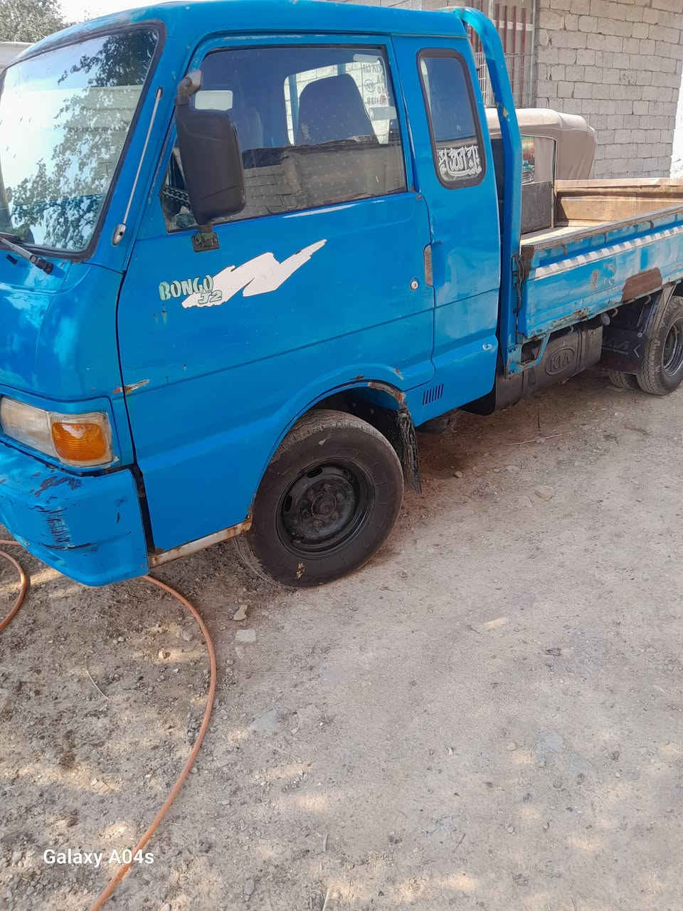 سلام عليكم سياره موديل ٩٥ رقم نكليزي بغداد بسمي سياره مشط باور صدر اكسن بم معمر جديد لا ضربه ولا صبغ مكانه بغداد الامين ثانيه سعر٥٨ وبيه مجال قليل ***********
