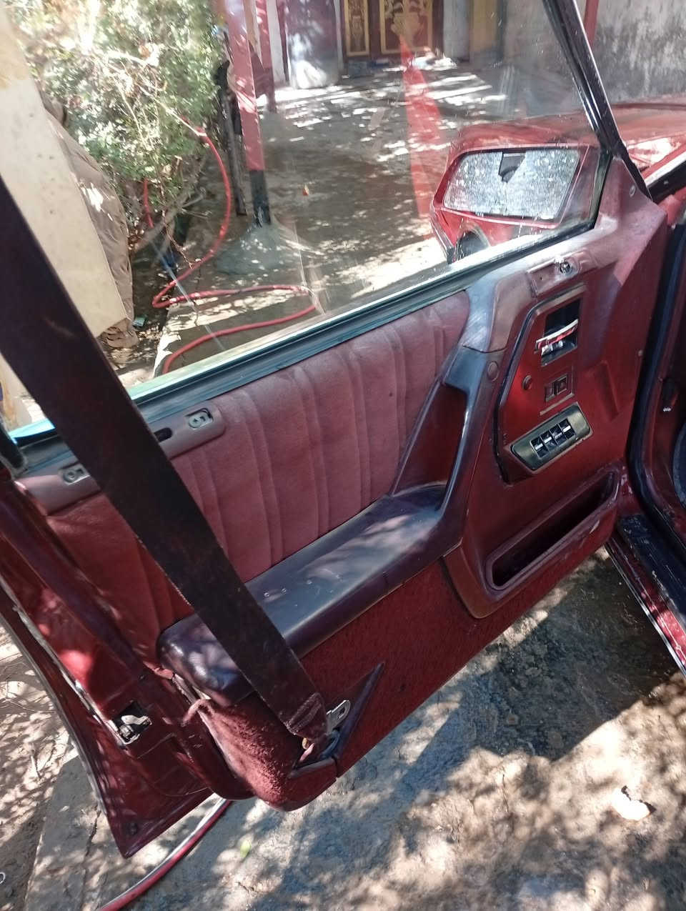 اولدز موبيل نضيفه جدا وبل حقيقة احله بعد تحويل ثاني يوم رقم بغداد دولي مكينه كير حداديه كله جاهز سعرها 44وبيها مجال مكاني بابل الاسكندريه ***********
