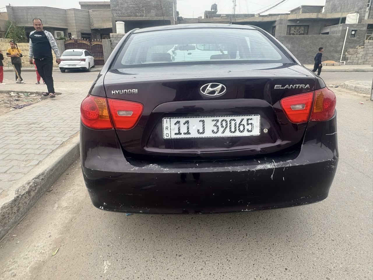 السلام عليكم اللنترا موديل 2009 خليجي بدون حادث فقط مكانات بارد  تكلطيات رقم دولي جديد سياره جاهزه مكينه 1600 ابيع قصد مقدمه ولباقي قصد شهري *********** مكاني اللطيفيه
