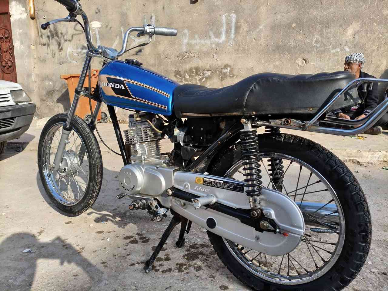 سلام عليكم دراجه للبيع دراجه تعمير اوراق اصولي مكلف بنشر هاذ رقم صاحبهه***********
