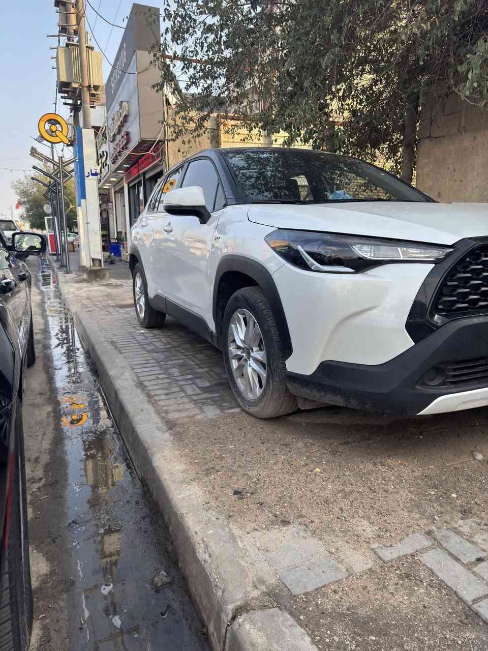 كورلا كروز ٢٠٢٤ هايبرد وارد الصين ابيض صدفي مطلوبة للمصرف  مقترض وكفيل نفس البيت موظفين ثنينهم  السياره فول مواصفات 
-سلايت روف 
-رادار امامي 
-كار بلي 
-٣ انظمة قيادة
-قاريء الطريق 
-تحديد مسار 
-اشاير بلمري 
- فول بصمة ابواب وتشغيل 
-توقف ذاتي 
-تحديد سرعة تفاعليه 
-اوتو هولد 
-سايد بريك كهربائي دكمة 
السيارة  رقم بغداد مكفوله كفاله  عامه  
السياره  جديده  جدآ 
مكان السياره البصرة المعقل 
للتواصل ***********
