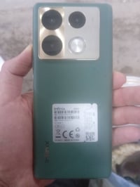 انفنكس نوت 40 برو • ٢٥٦+٨ • كاميرا ١٠٨م.ب