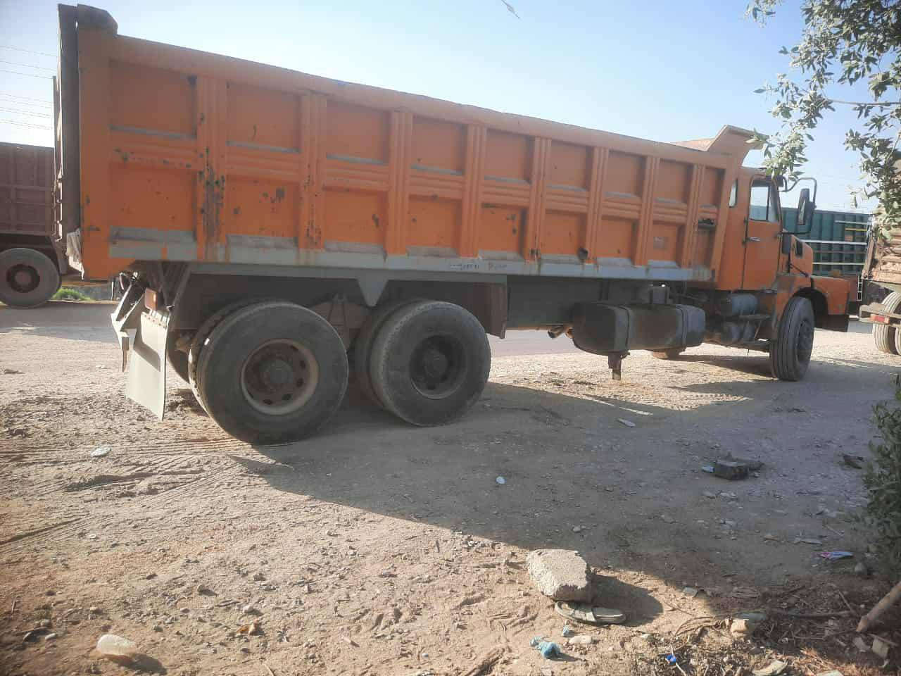 فالفو موديل ٨٢ رقم بصره محرك كير ومجموعه وحداديه شاصي مكفولات بدي علم سعر 14 مليون وبيه مجال الشراي يتصل ***********
