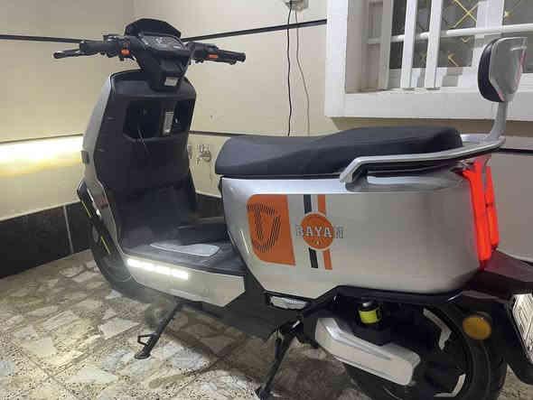 السلام عليكم شباب دراجه شحن شركه ال ريان للبيع موصفات ال دراجه 
لايت عالي ناصي زنون 
دبل إشاره رباعي 
مثبت سرعه 
رجوع للخلف 
سرعه 90 حقيقي 
ملف 2000 
7 بطاريات مسطره 
أستان جانبي و تعليك
نظام إنذار سرقه 
بصمه 
السعر خاص 
رقم الهاتف : ***********
العنوان : الحبيبيه مقابيل مطعم وليد
