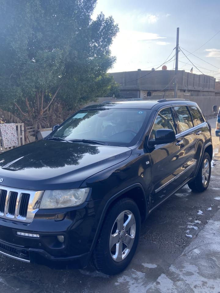 بسم الله الرحمن الرحيم
جيب كراند شروكي 2013 خليجي وكاله  العرصات لمتدد فئه VIB  السياره  بيه ثلاث قطع صبغ باقي مكفوله  والباقي كفاله من الفتح و التبديل و الصبغ و المكينه والكير مكفولات كفاله

 السياره رقم بغداد باسمي 

 

موصفاتها: 🚗 

جنطه كهربائيه 

كرسي خزن ميموري 

AWD فور ويل 

داخل لون بيجي جلد 

بانوراما

كراسي امامي و خلفي تدفئه

بصمه

يدات أبواب نيكل 

ستيرن كهرباء + هيتر ستيرن 

حساسات اماميه خلفيه 

شاشه كبيره + كاميرا 

دخول ذكي 

بصمه أبواب 

مرايات شفط + قلاب 

زراك لايت

لايت زنون عدسه دواره 

تحكم ماوس 

وضعيات قياده 5 

كراسي 2 كهرباء

مانع انزلاق

باقي هواي مواصفات ما مذكوره 

 مكاني بابل

للاستفسار ☎️ ***********
