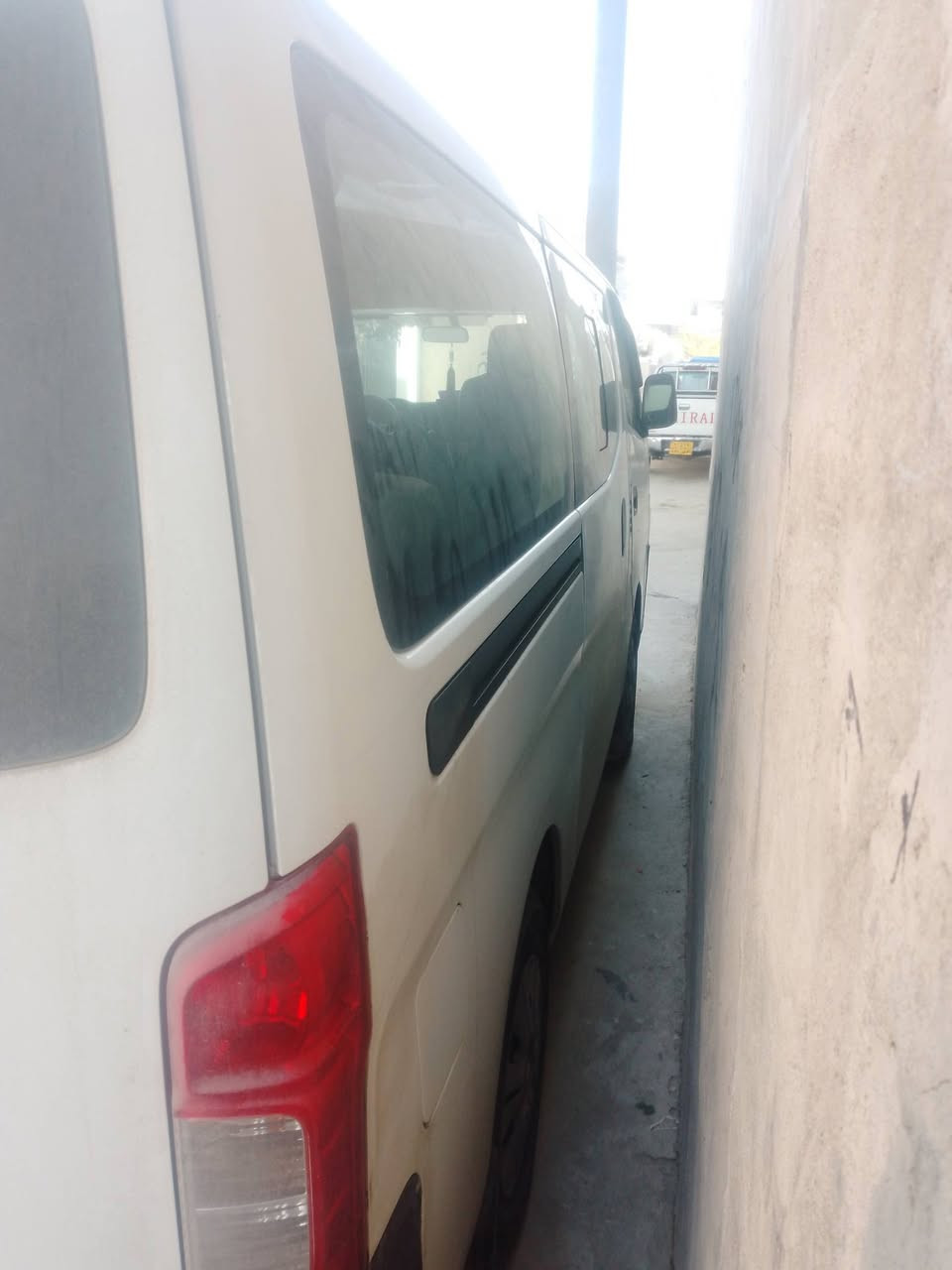 نيسان مدل 2013خ مكفوله   شماليه اربیل سنەویە جدید الحد 2029 بسمی  محرك گاز کرنڤال كير اكسن كفاله تخم تاير جدید گاعی و دوشمە جدید مکفول کفالە عامە... مکان کلار ***********
