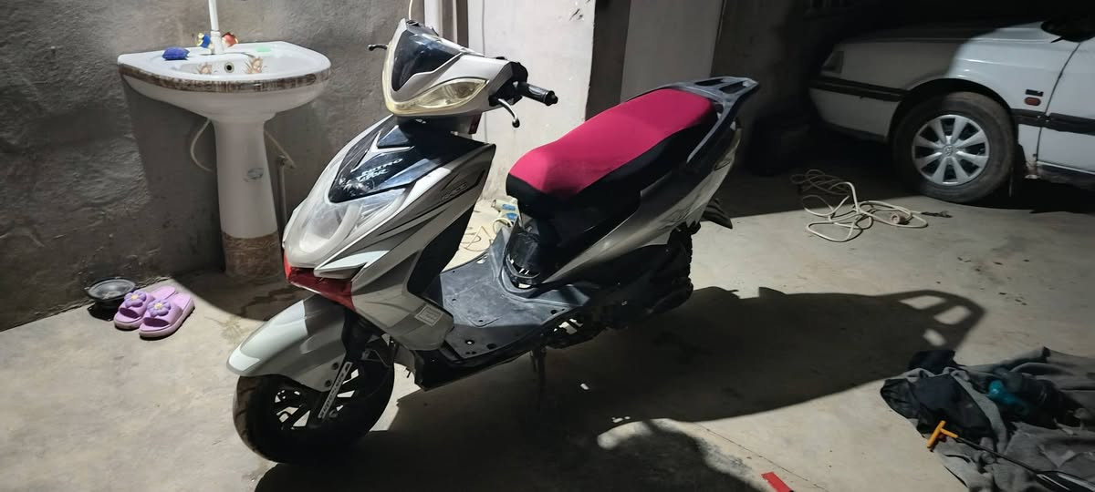 دراجه ماكس سگنس للبيع درجه جاهزه من محرك وكهربيات سعر 350وبي مجال للتواصل التصال على الرقم ***********
