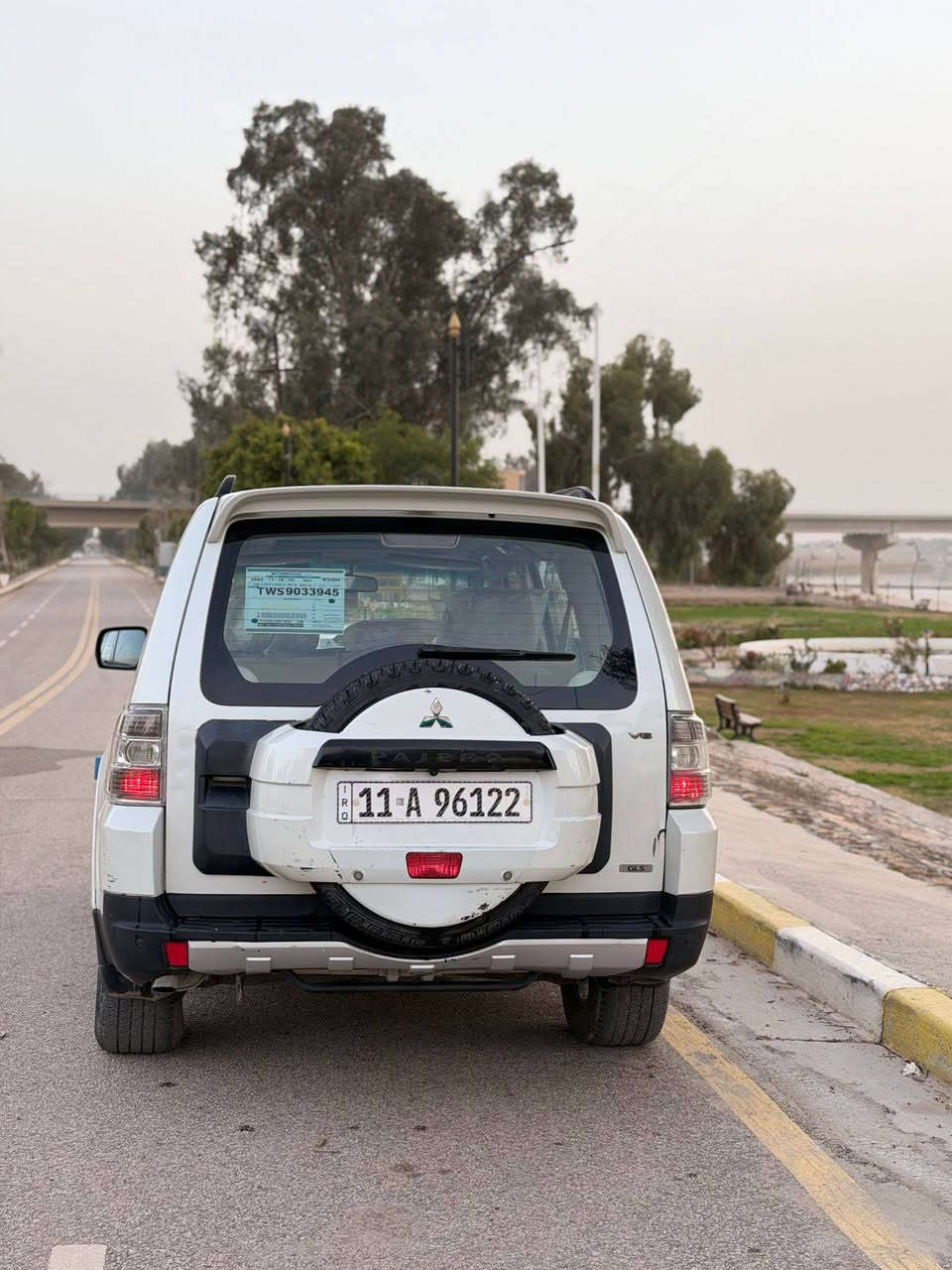 سلام عليكم للبيع باجيرو 2009خليجي
حبتور فول مواصفات 
ماشيه 150الف حقيقي 
رقم بغداد بأسمي هزه جديده تحويل مباشر 
مكينة 3.5 المرغوب 
كشنات جلد 
كشنات كهرباء 
ثلاث قطع تبريد 
مري شفط
اشاير مري 
ثلاجه 
تبريد إلكتروني 
7راكب 
تحكم ستيرن جهتين 
فتحه 
شاشه 
منضومة اناره زنون
12 سماعة + دمام
وباقي مواصفات الحبتور المعروفة
السيارة بيه جاملغ صبغ بدون ضربه باقي سياره كفاله 
سيارة جديدة واحلى من الصور
ما ناقصها كلشي مكينة وكير وتبريد وحدادية كلة جديد
سعر السيارة 130وبيها مجال قليل
للاستفسار ‏‪***********‬‏
مكان السيارة بابل المسيب
