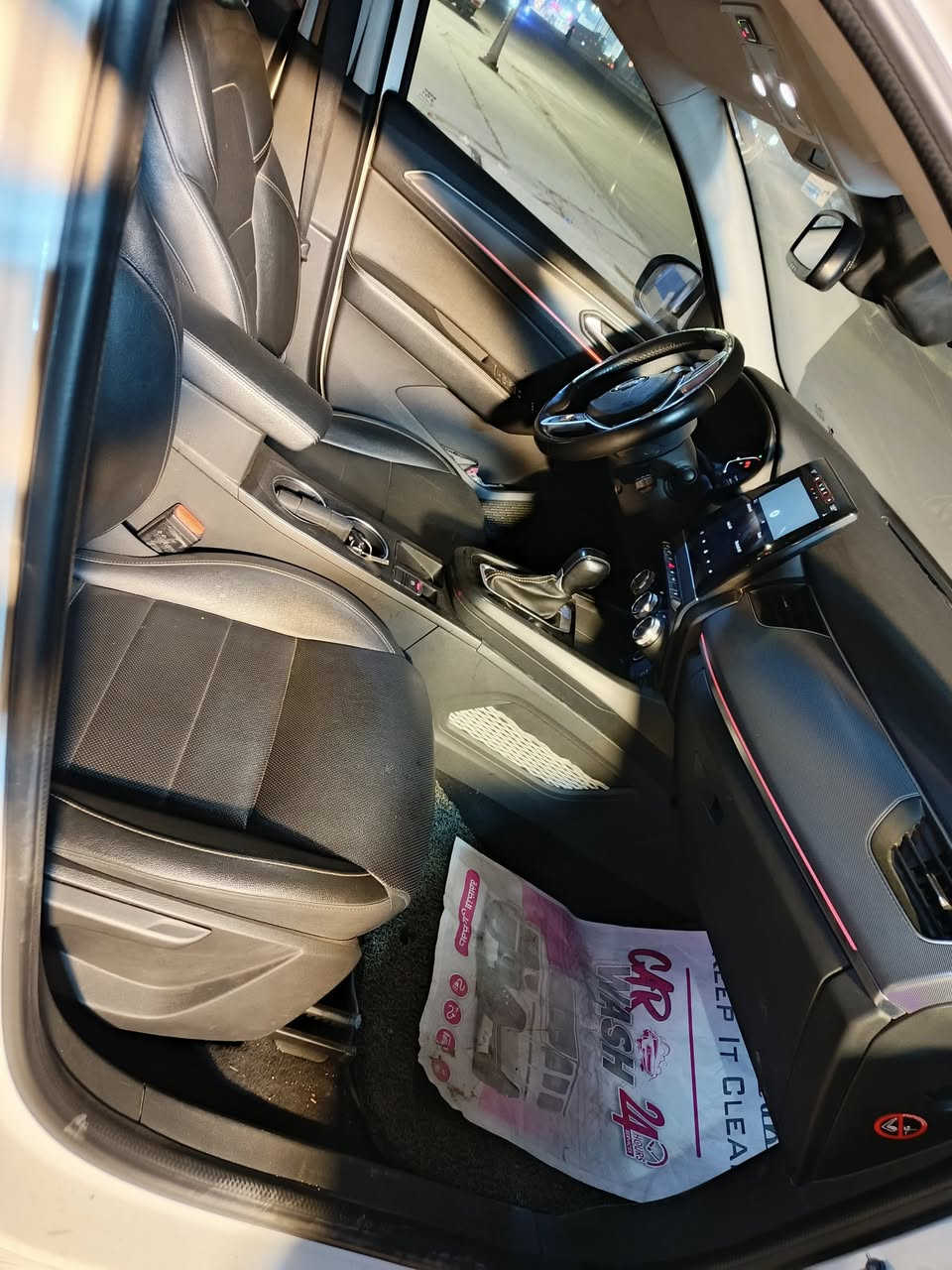 السلام عليكم 
سياره سامسونك كوري 
مكينه 2000 موديل 2023 
ماشيه 44 
فول مواصفات ماعده لفتحه  
كفاله مكينه كير بيني وبينك سونار 
رقمي *********** 
سعره 113 وبيه مجال بسيط
