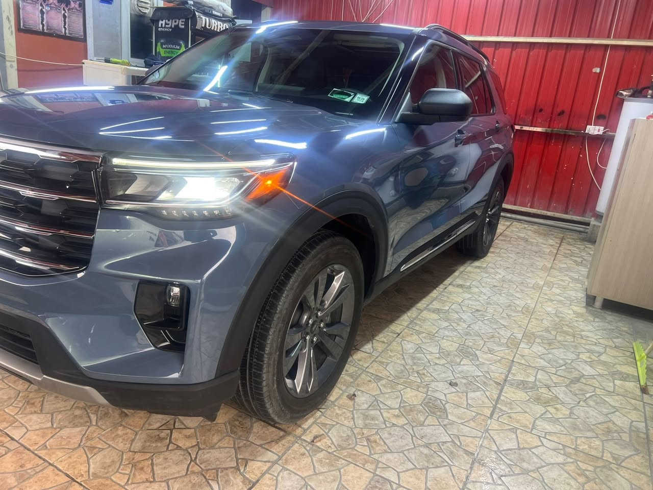 سلام عليكم
فورد اكسبلورر 
موديل 2025
فول مواصفات ACTIVE 
ماشيه 4000 ميل 
مقاعد VIP 
بانوراما 
حادثه جاملغ خلفي شبر بارد صفحه سكن بجم كبس
رقم سياره كاتي سليمانيه 
مكان سياره سليمانيه 
سعر 365 بيها مجال 
رقم ***********
