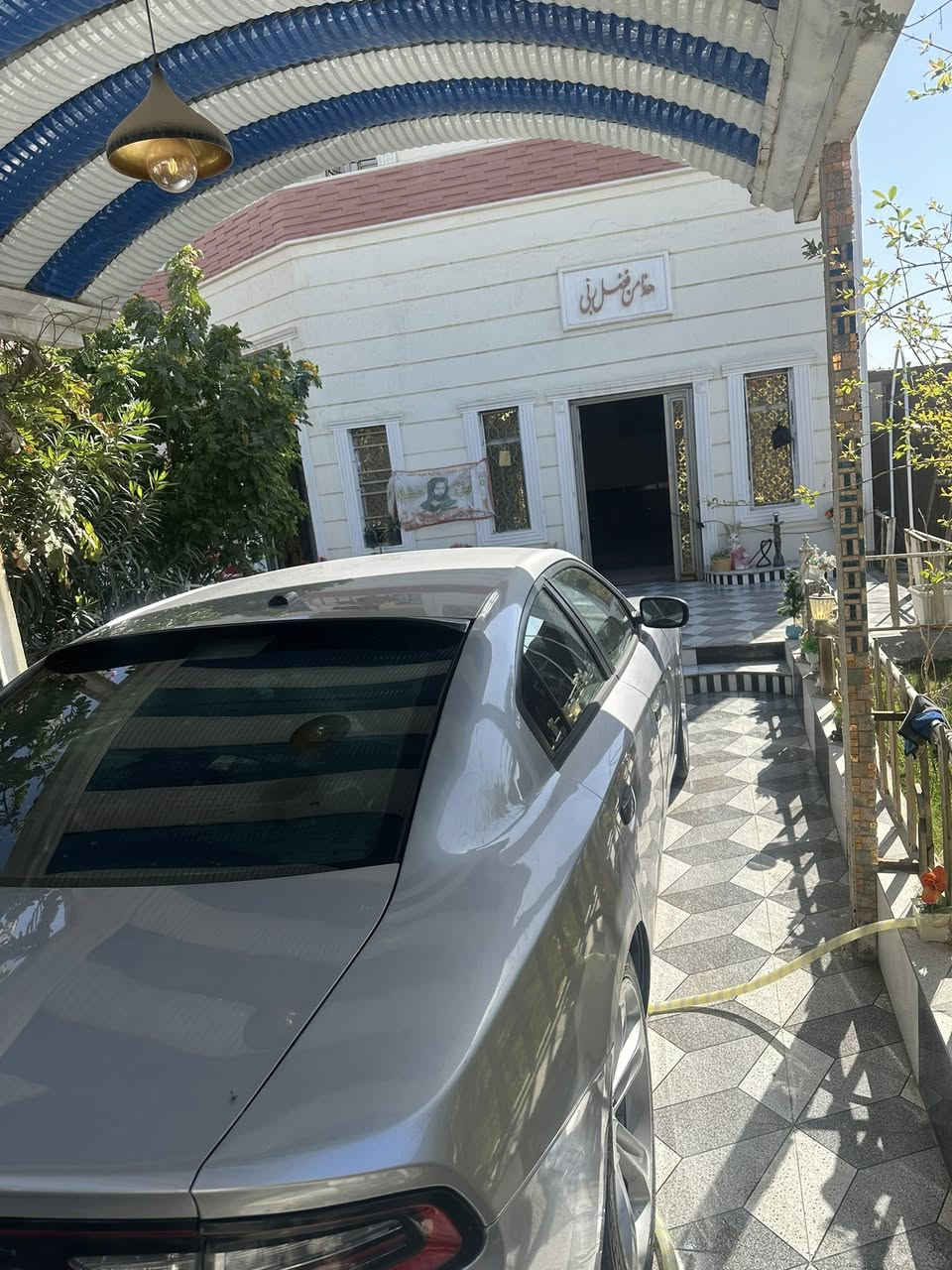 السلام عليكم جارجر 17 اصل
متوىمه وكامله شرط اطلع وين مايعجبك 
كص جنطه 
محرك 3600 
كير 8 نمر 
شاشه + كأمره 
تبريد ثلج 
مابيها نقص 
ويل 20 اصلي + تخم تاير 
باتري جديد 
 السياره تحجي عن نفسها 
السعر 75 وبيها مجال 
الناصريه ***********
