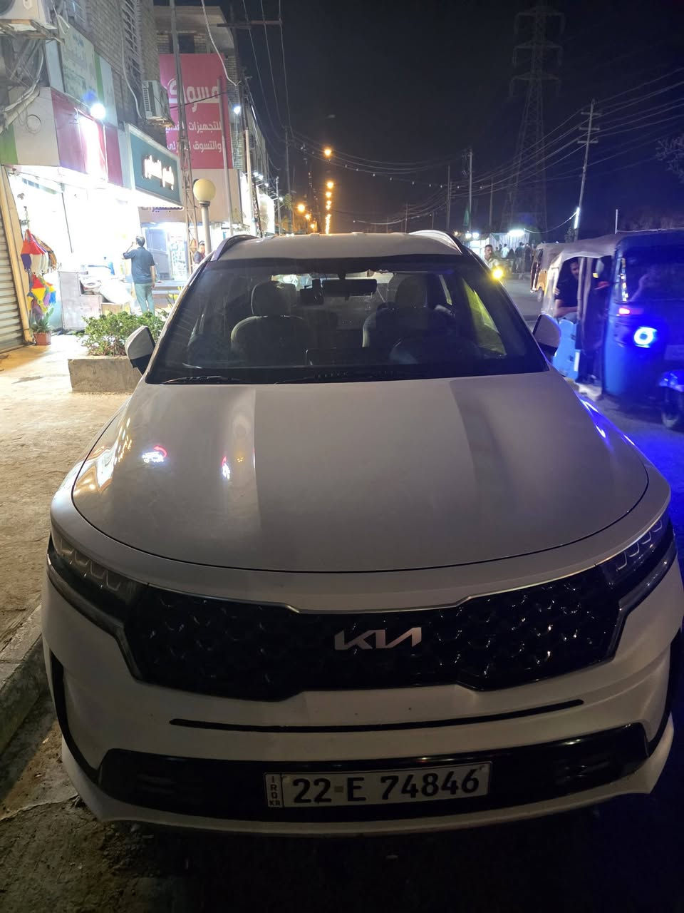 السلام عليكم  سورنتو خليجي  موديل 22 فول    مواصفات 1/1 ماعدة الفتحة ماشيه 70   خمس كامراتً تبريد +تدفأه بل كشنات مكفوله   تخم تاير جديد مكينه 6سلندر رقم شمالي الحديث ولعنوان واسط قضاء العزيزية السعر 290وبيه مجال رقم الهاتف ***********
