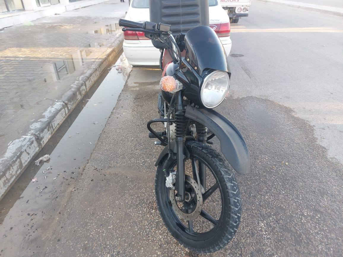 سلام عليكم
دراجة بوكسر موديل 23
اواق دراجة  علي عنجور
دراجة مافتوحة نضافتهة تسعين بل مية
نضافت دراجة تسعين بل مية
سعر1550مليون بيهة مجال لشراي
العنوان نجف حي رحمة 
***********
