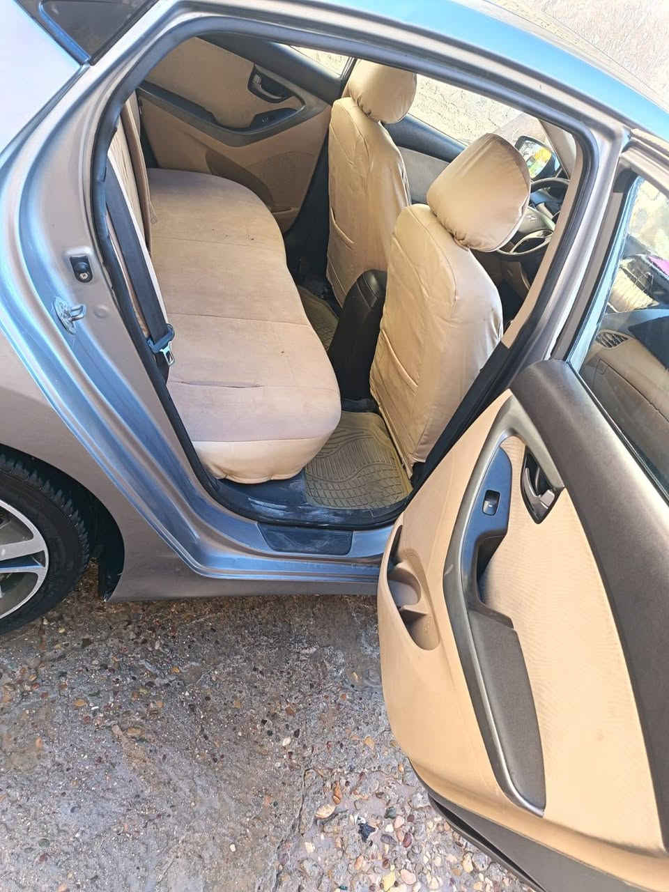 مكلف بالنشر النترا خليجي موديل 12 محرك 1800 فول عدا البصمة السعر شدة وبيها مجال سونارها وياها موجود وباقي التفاصيل الاتصال على راعيه *********** ابوعباس
