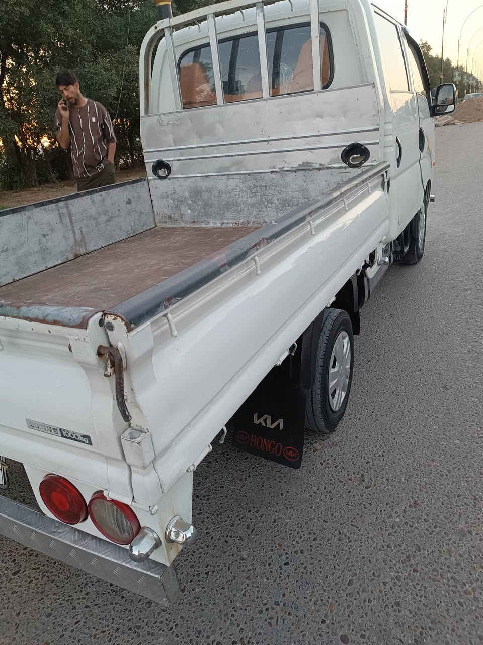 السلام عليكم كيا حمل دبل قماره مكينه كير مكفولات حداديه دوشمه سياره مناقصه شي  مكان سياره كربلاء السعر 90 بيها مجال للتواصل انتصل ع رقم ***********
