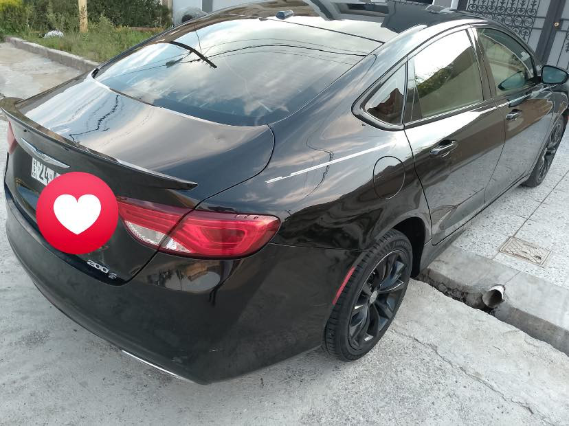 السلام عليكم
اوباما c200 
موديل 2015 
سياره فول ما عده الفتحه كشنات جلد شفتات ستيرن مكينة سته داخله عل عراق بدون ضرر بيها ملاحضات بسيطه سنويه وهزة جديده سياره جاهزه من كل شي 
رقم الهاتف***********
الرقم بي واتسب
