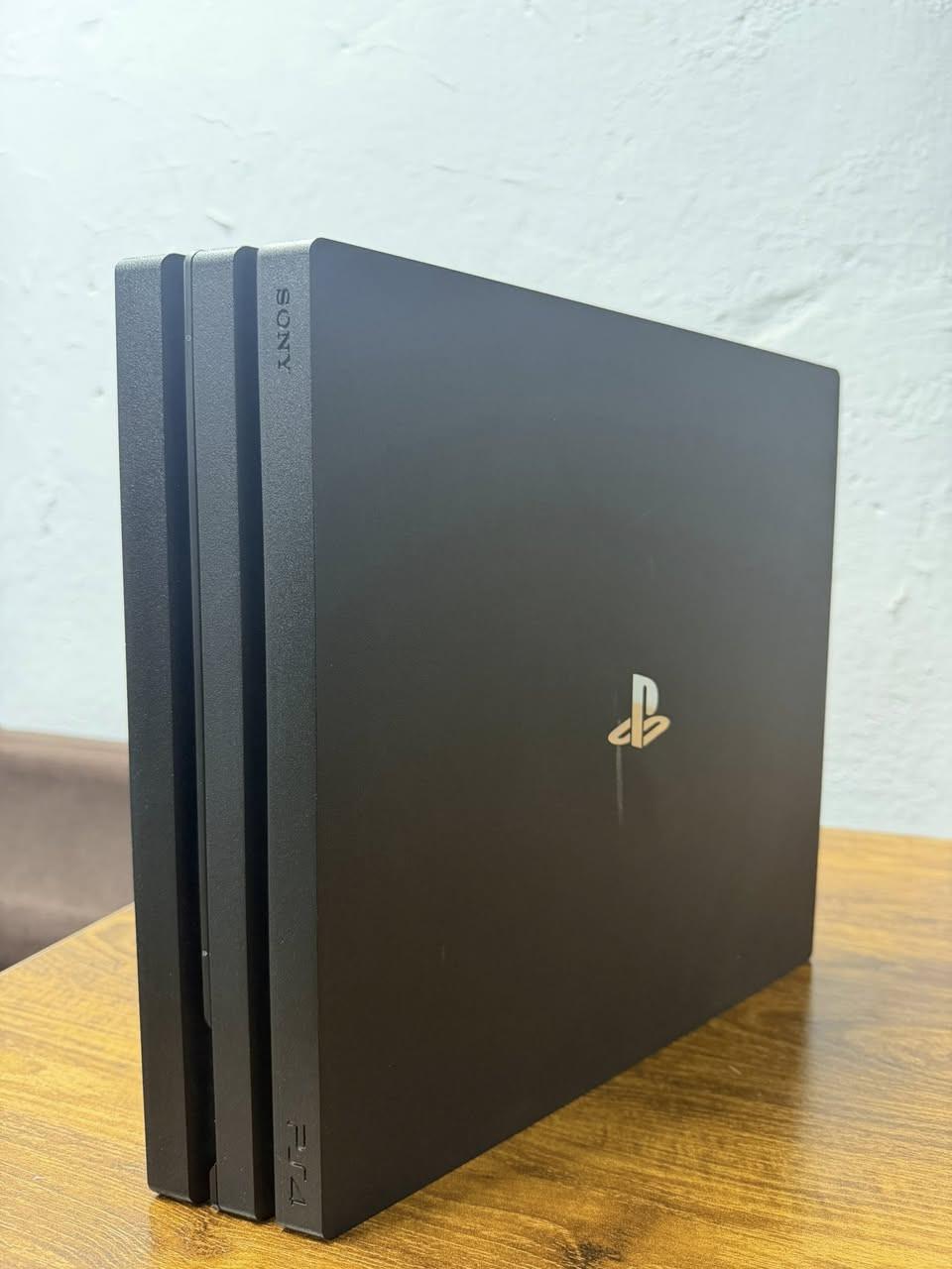 السلام عليكم
للبيع بلي 4 برو من النوادر المضمومة اخو الجديد نسخة احتفالية اليابان بال4 سنة ٢٠١٩
حتى الوصل و الكتلوك مالتة موجود يجي ٢ تيرا اصل يعني تنسة تمسح لعبة حتى اتنزل لعبة ثانية
كامل ويا الكيبلات الاصلية و جوستك عدد ٢
الي يفيدة خل يراسلني و يدلل مكاني بغداد و اكو توصيل الكل المحافظات 

سعرة ٣٥٠ الف


**إذا كنت صاحب هذا الإعلان وتريد حذفه لأي سبب، رجاءا أرسل رسالة إلى الدعم الفني**