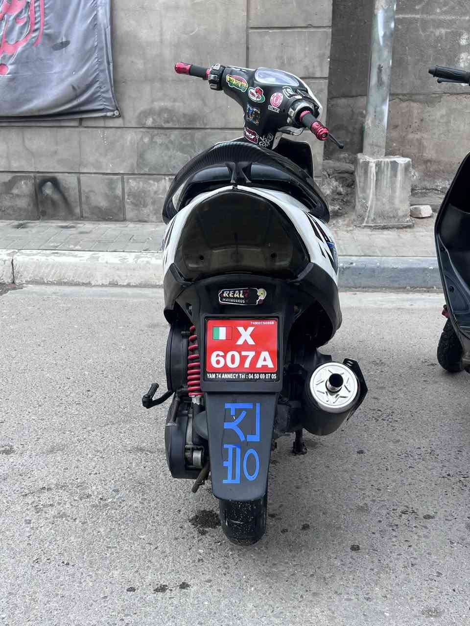 دراجه ماكس للبيع كفاله عامه كلشي شقال بيه وبوشه بلادي 49صالنصه رياضي  سعر مالته 850 وبيه مجال لشراي مكاني بصره حيانيه رقمي ***********
