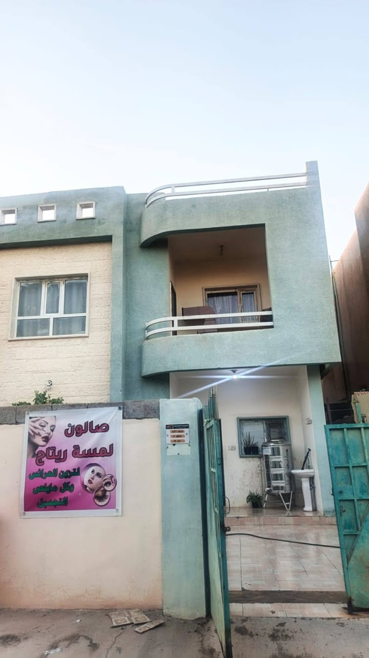 بيت للبيع مجمع الهندسي مقدمه 60مليون قفل والباقي 100 مليون أقساط 500 الف بلشهر طابقين، ابو صرف تريد احولك من المصرف تريد يبقه بسم صاحبه، مساحه 240 بناء طابوك المرحله الأولى
مكتب كريم العبيدي ***********
