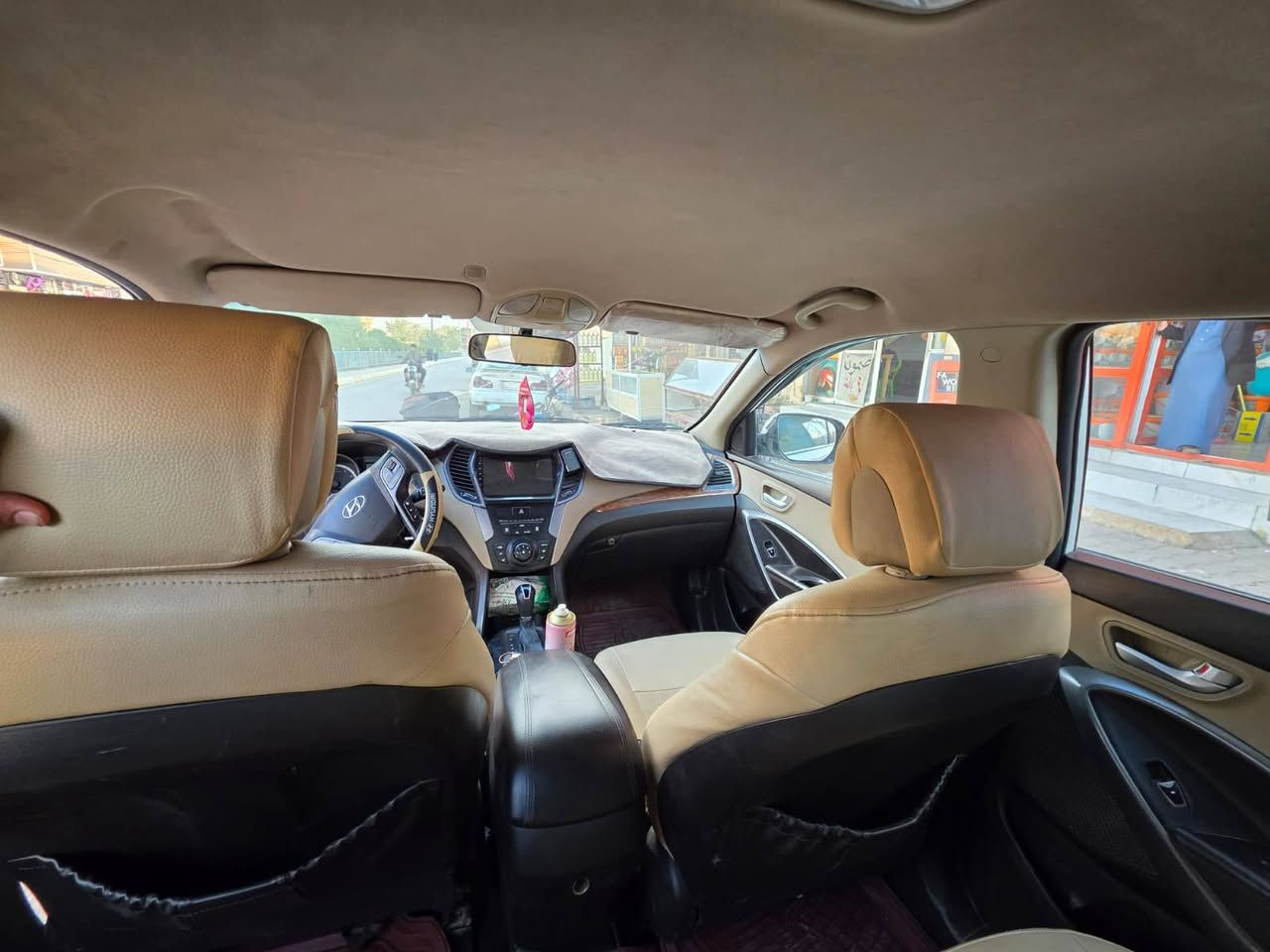 سنتافي 2014
خليجي كير محرك جاهز
تدفئة تبريد 
7 راكب 
محرك 4 سلندر 
رقم شمالي 
سونار بلمنشور 
سعر 147
مكانها ديالى دلي عباس 
***********
