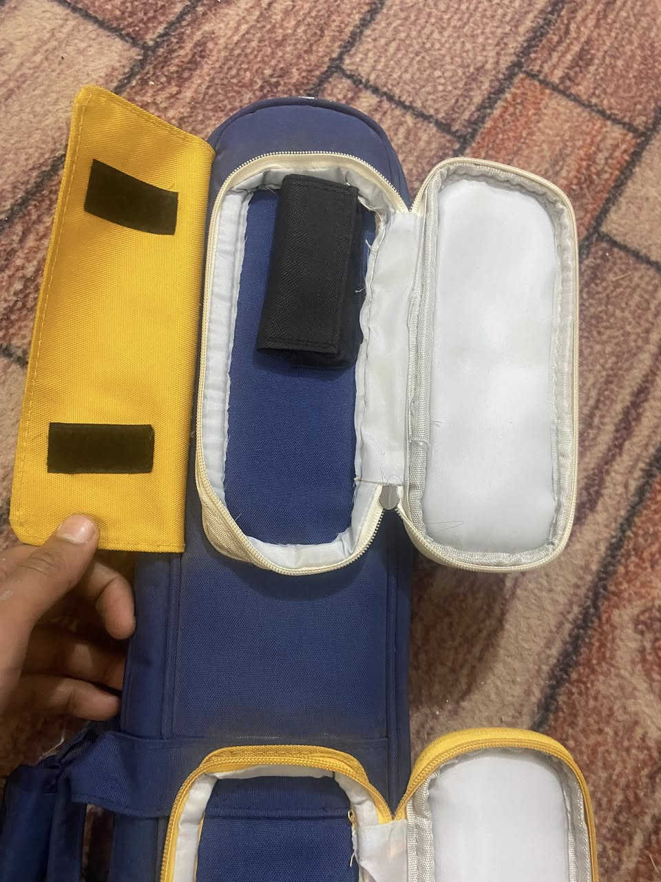 للبيع جنطه بعدها نضيفه ماصلها هواي من مشتريها التفيده يجي خاص او رقم***********
