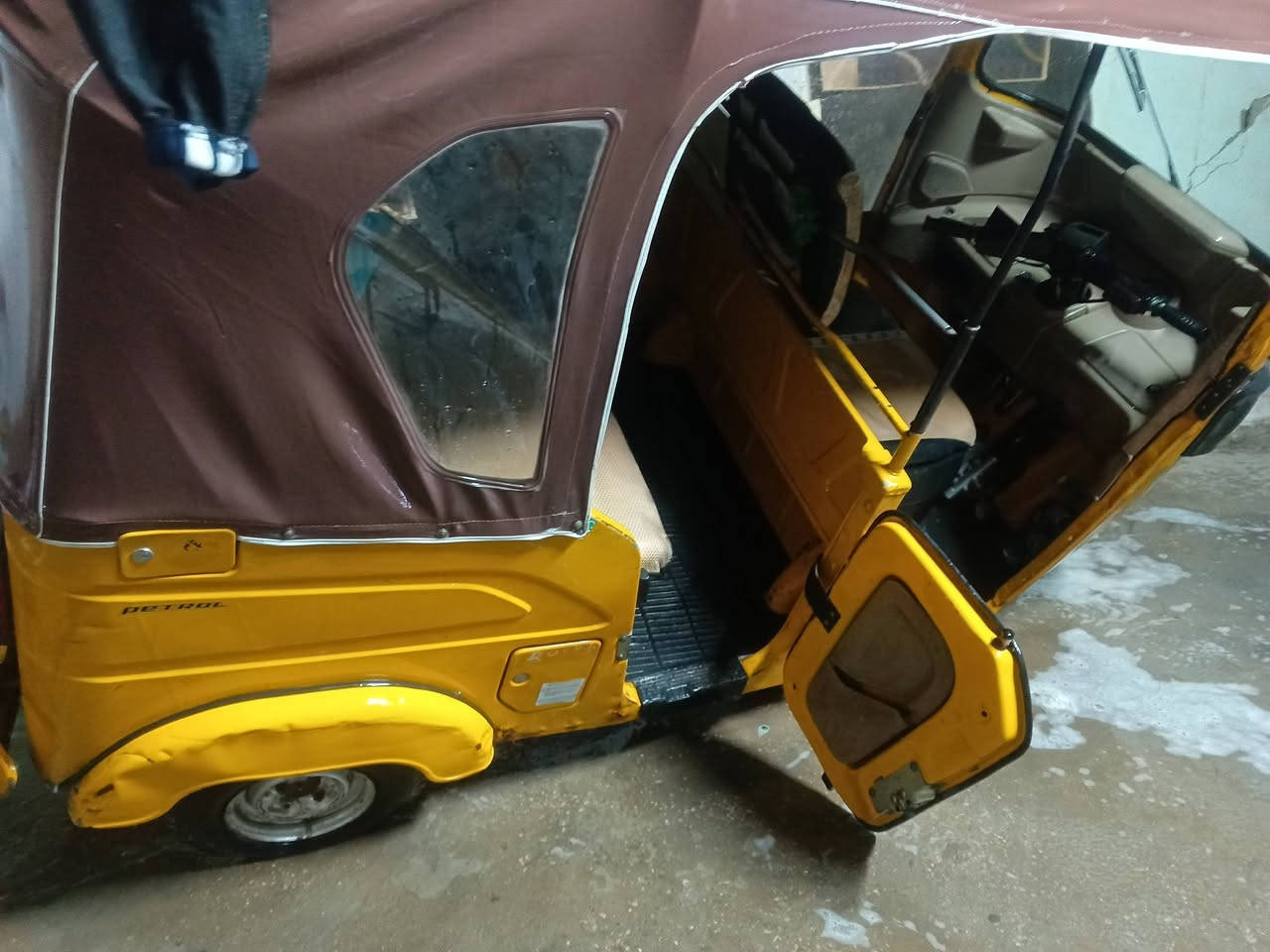 سلام عليكم تكتك 21للبيع مكلف بنشر رقم راعيها ‏‪***********‬‏اتصل وبيك خير ودلل
