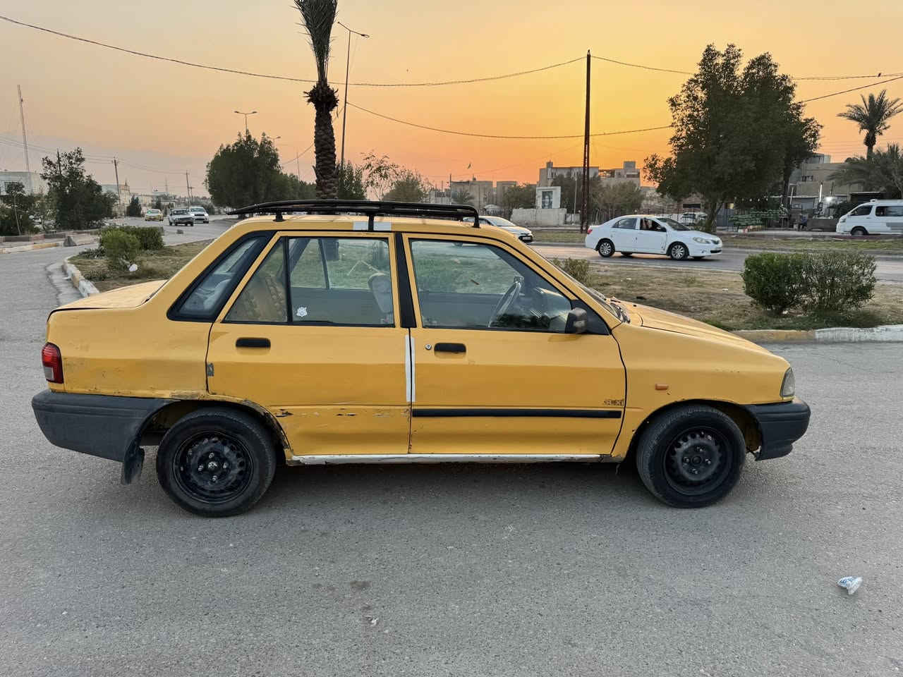 سلام عليكم 
سايبا 2011 كير محرك تبريد تايرات شواصي جديدات  
بأسمي بغداد مصفره هيئة وغرامات 
العنوان البياع 
السعر 23$ وبيها مجال 
تواصل ***********
