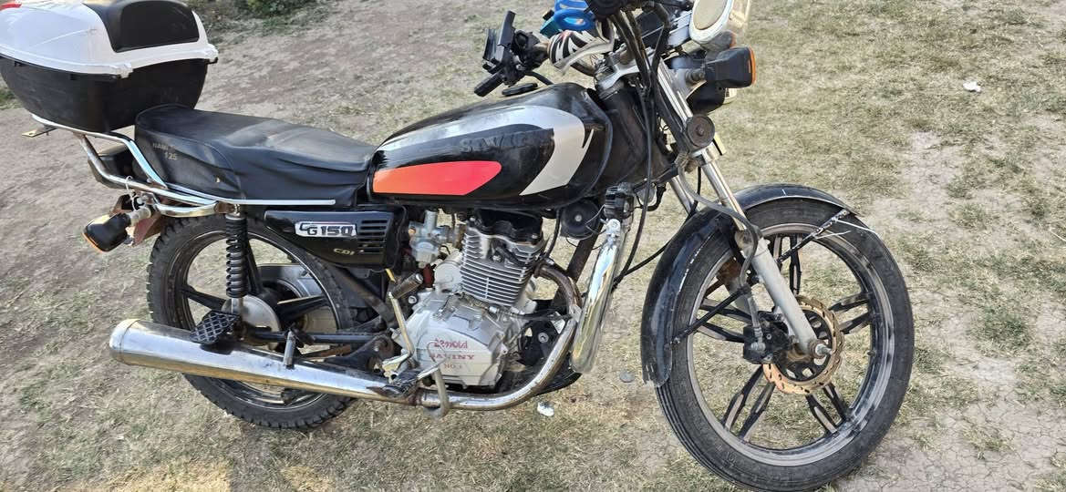 سلام عليكم سافان 2020 مكفوله بدون اوراق فقط ورقه لمعرض سعر٤٠٠ *********** اللطيفيه
