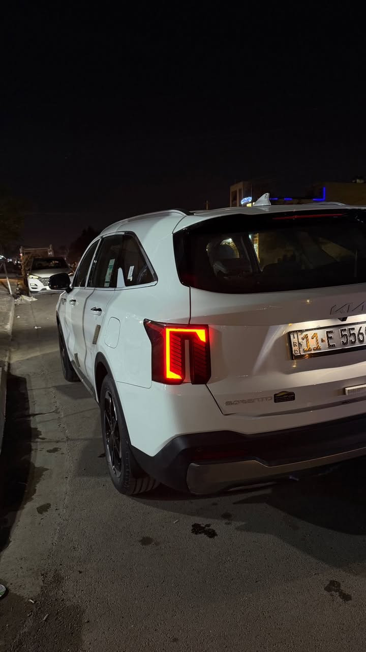 سلام عليكم
سورنتو 2024 

سياره مواصفاته معروفه V6

ماشيه 32 الف 

بيه شبر بلباب مالجنطه 

مكان السياره حي العامل 

الاتصال (‭0771 271 9762‬)
